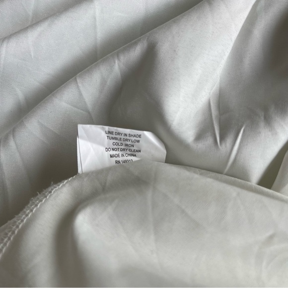 HELLO MOLLY V-NECKLINE WRAP MINI DRESS WHITE FLATTERING FLOWY SHORT SLEEVES SZ S - Picture 13 of 13